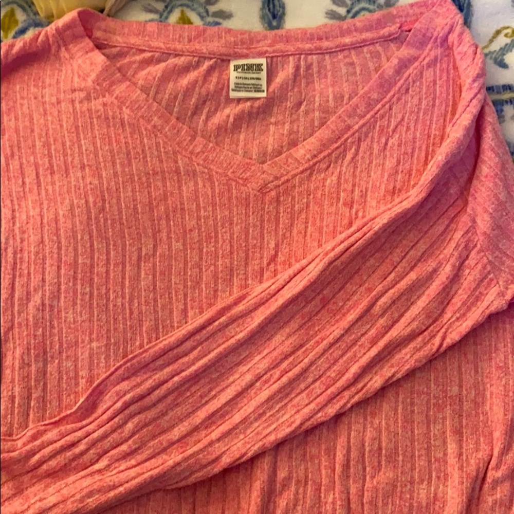 PINK neon pink, knit , soft Slight cropped
